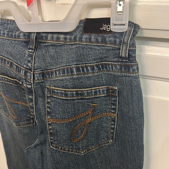 Jag Jeans. Size 2. Never worn. - Picture 4 of 7